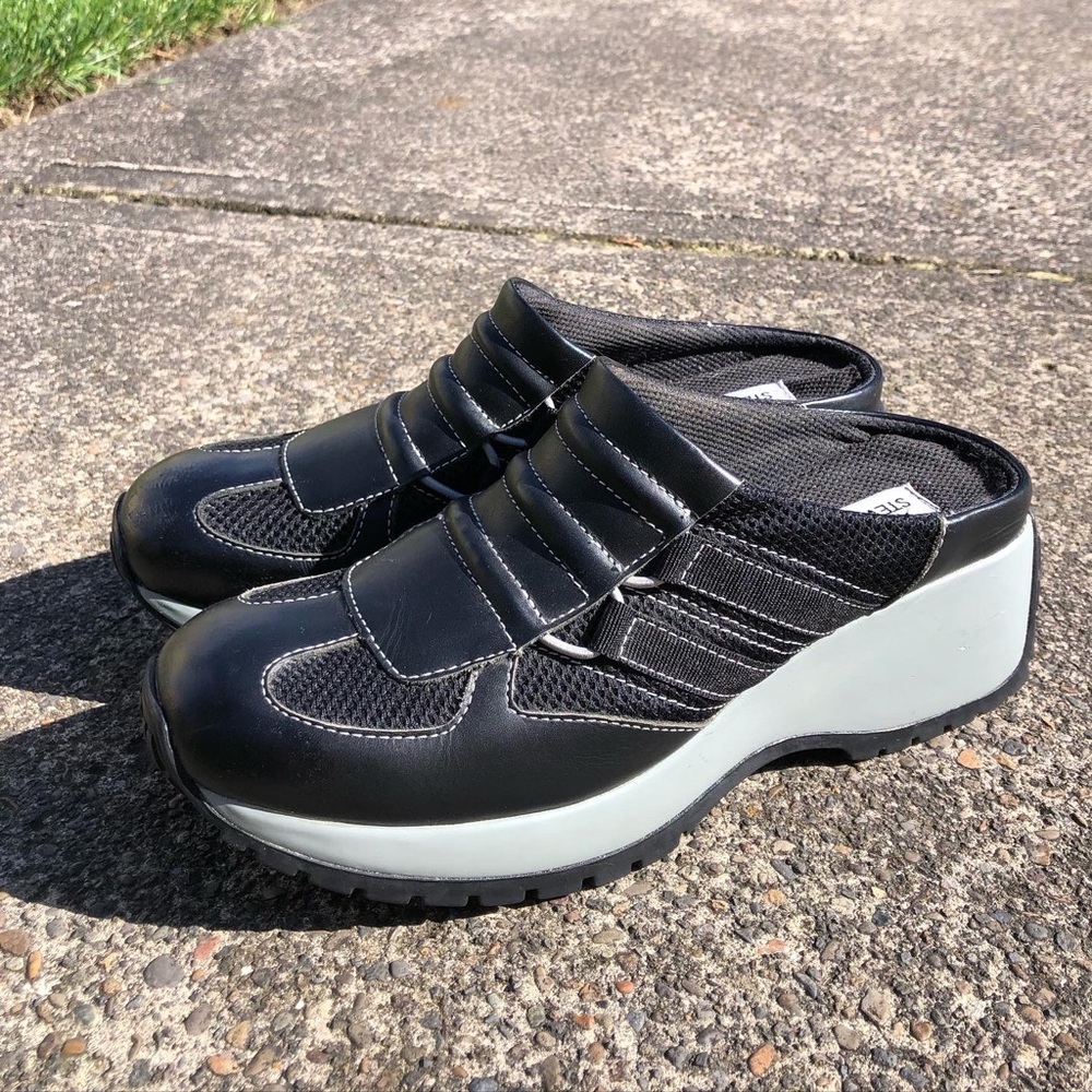 Vintage Steve Madden Platform Sneakers